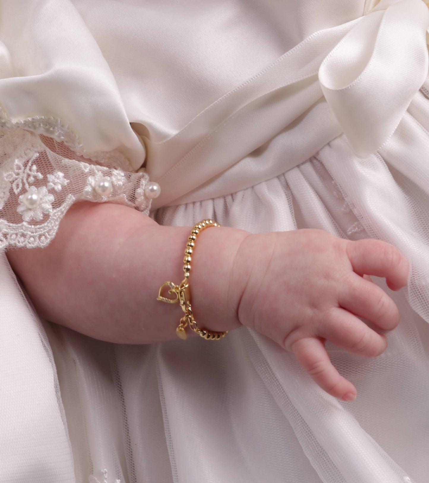 Cherished Moments - Girls 14K Gold-Plated Baby Bracelet w/Heart Kids Jewelry: Medium 1-5 Years