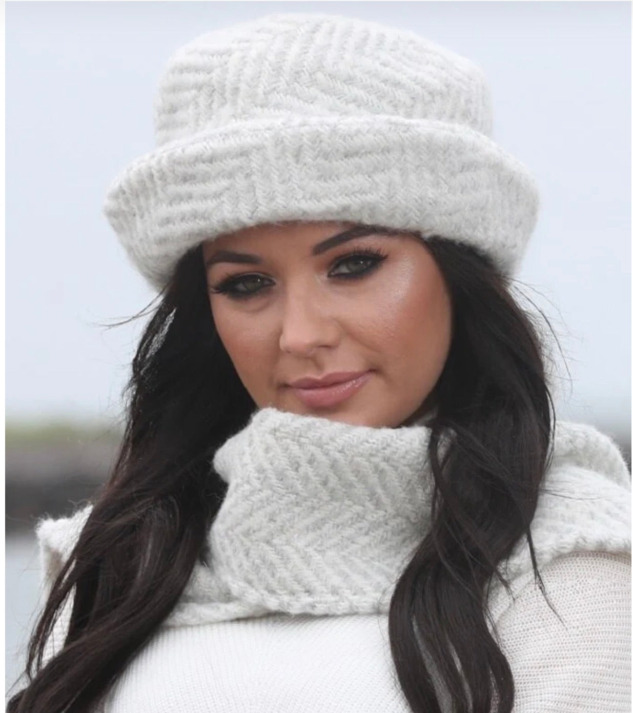 Branigan Weavers Wool Country Hat in Dove & Cream