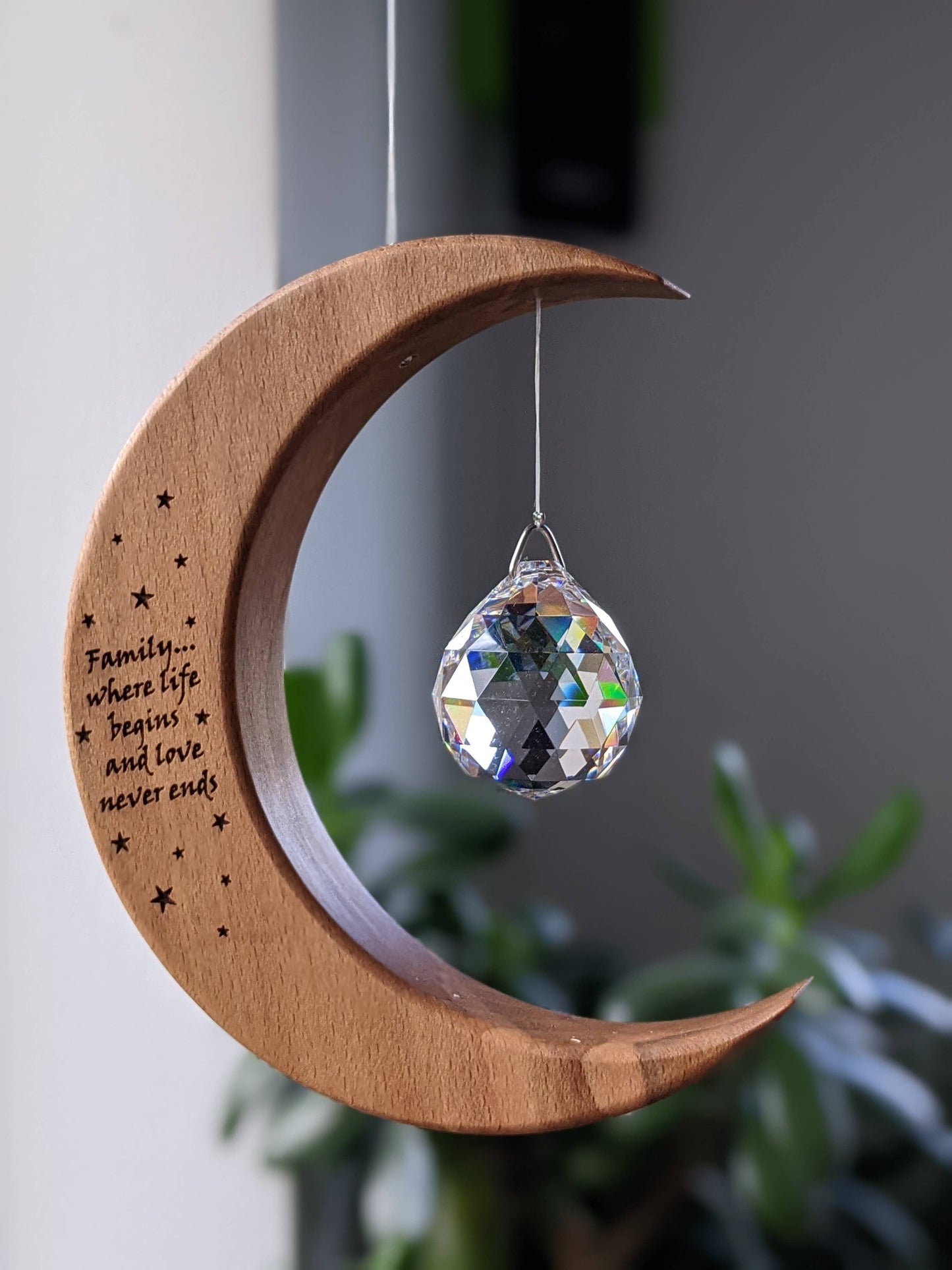 Family inspired suncatcher: Large / Crystal Sphere