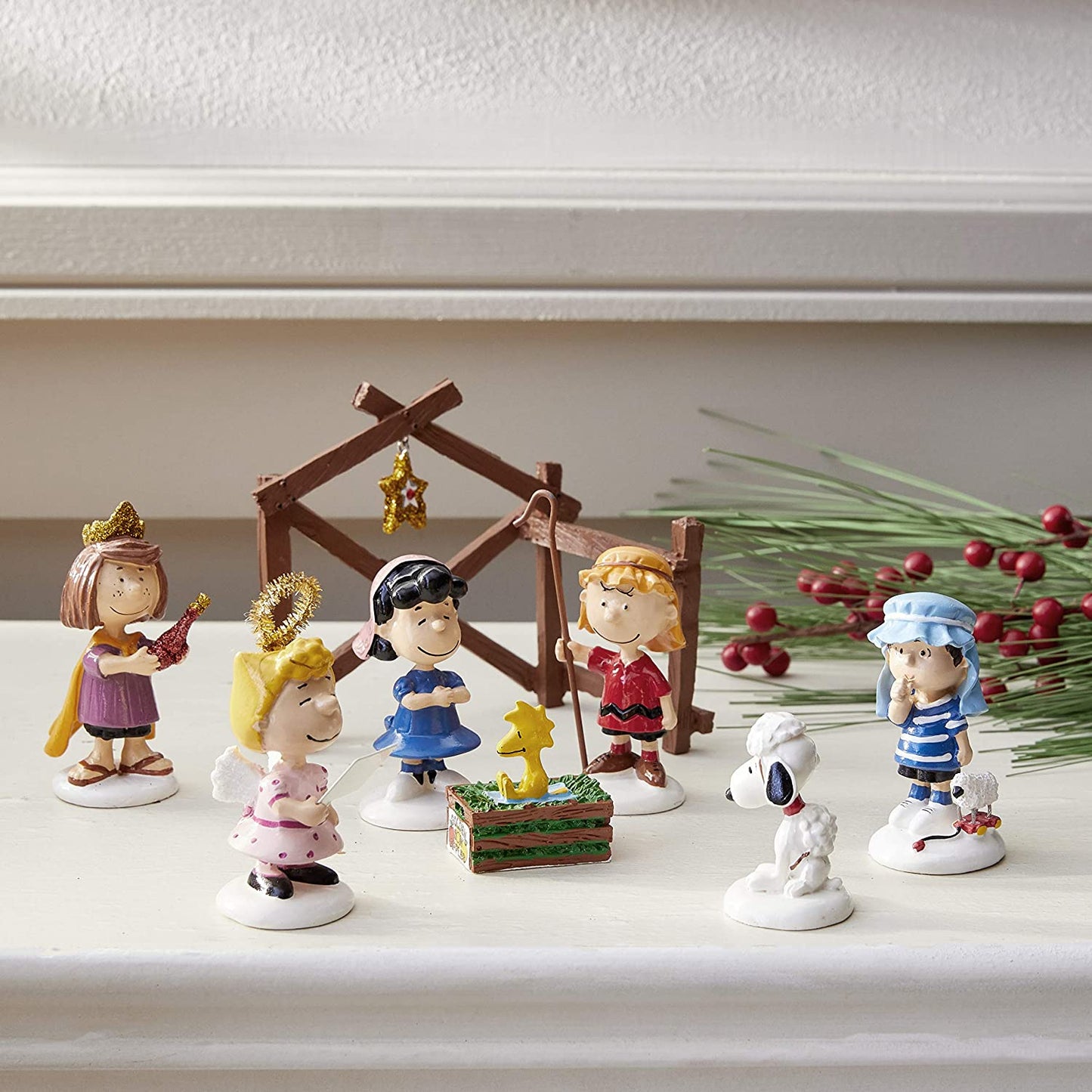 Department 56 Peanuts Pageant