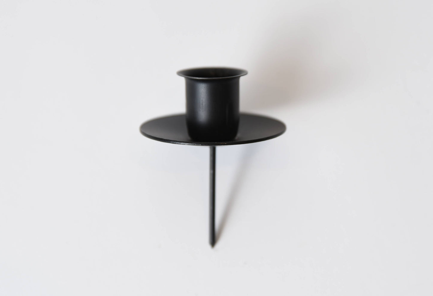 LMS Wholesale - Iron Wreath Pic Taper Holder