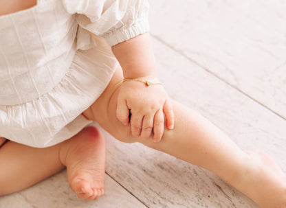 Cherished Moments - 14k Gold-Plated Dainty Heart Chain Baby Bracelet Engravable: Small 0-12m