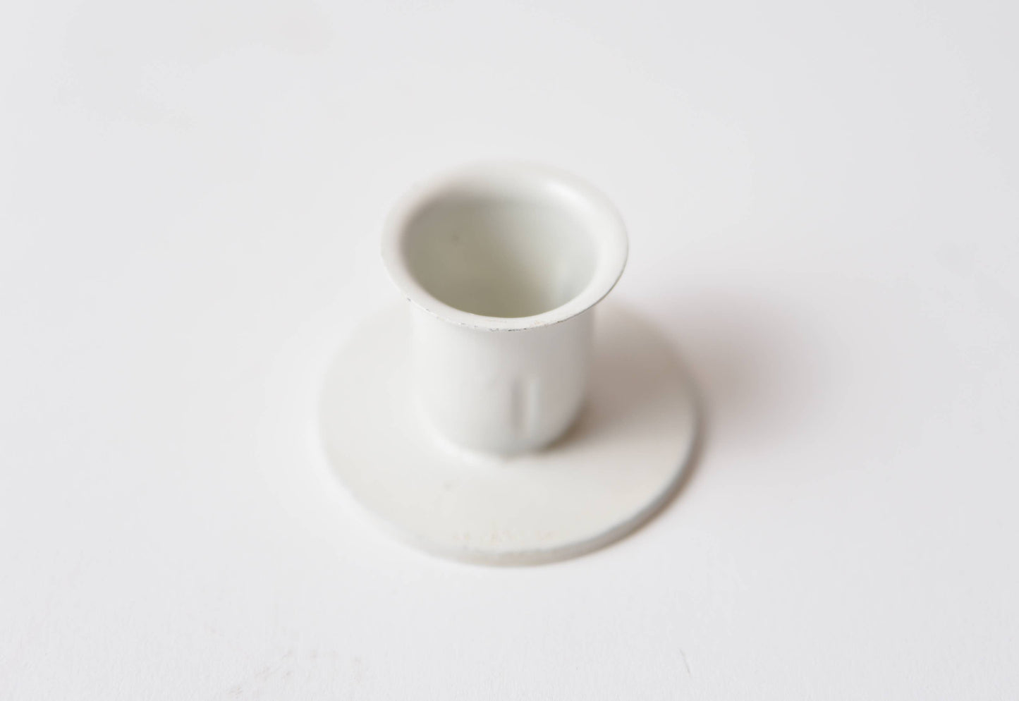 LMS Wholesale - White Iron Round Taper Holder