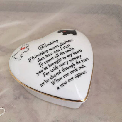 CBE Inc - Porcelain Heart Shaped Keepsake Box-Friendship Saying: Shamrock