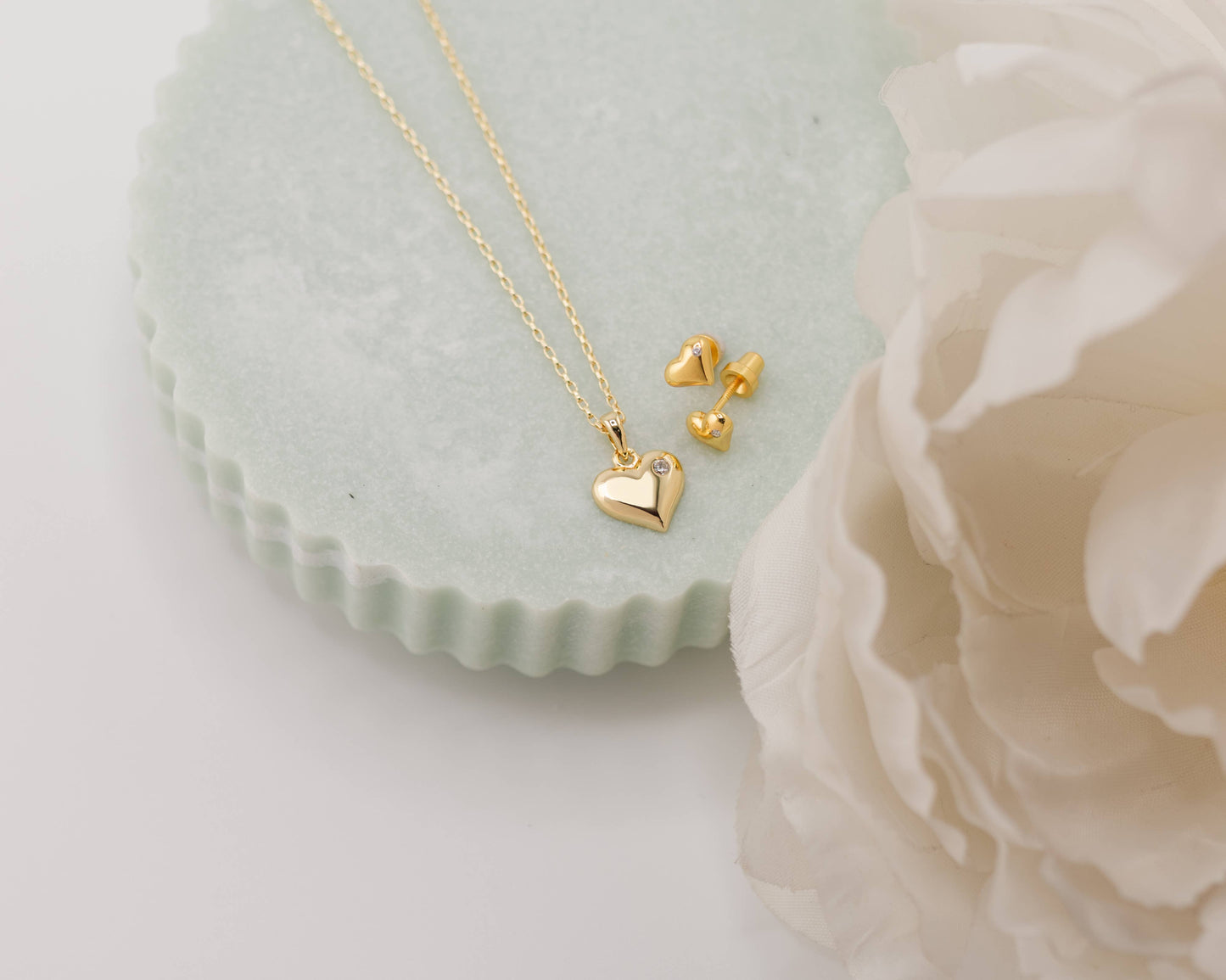 Cherished Moments - Girls 14K Gold-Plated Puff Heart Charm Necklace: 14 inch