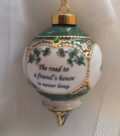 CBE Inc - Victorian Style Ornament Road to a Friend's House: Cottage Decor / Shamrock Decor