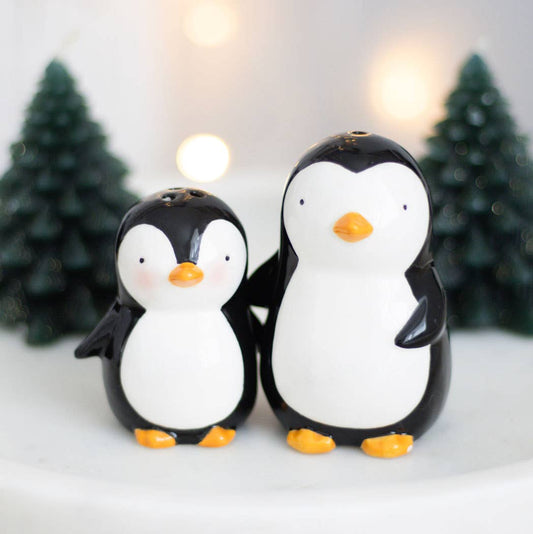 Something Different Wholesale - Hugging Penguins Winter Salt and Pepper Shakers