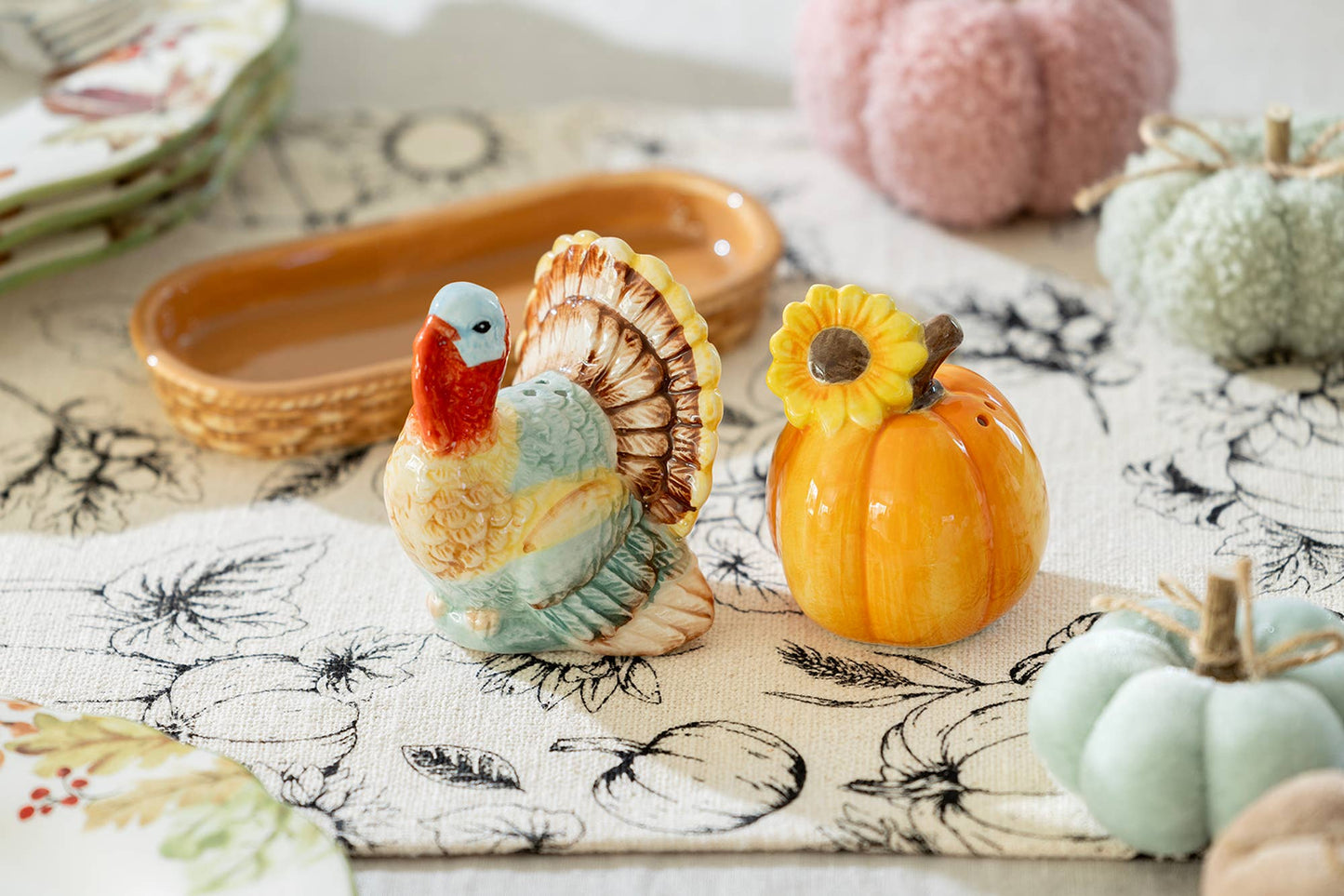 Grace Teaware - Gift Boxed Turkey and Pumpkin Salt and Pepper Shaker Set