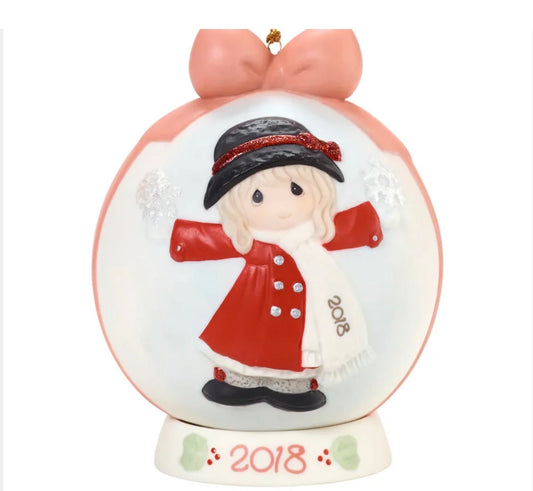 Precious Moments Dated Ball”HAVE A MAGICAL HOLIDAYS SEASON”2018