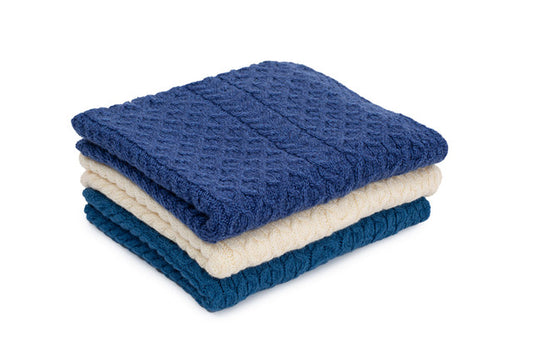 SAOL Fisherman Honeycomb Cable Throw