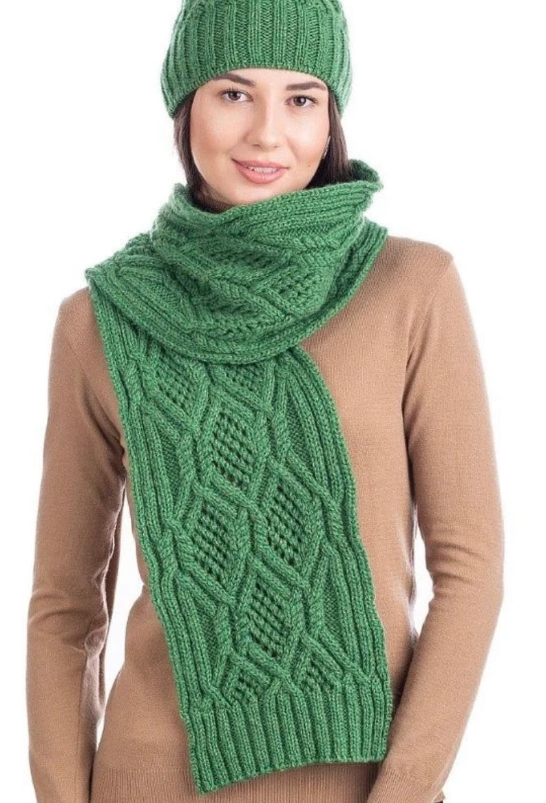 SAOL Aran Scarf Leaf Green