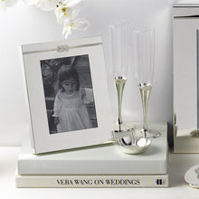 Load image into Gallery viewer, Vera Wang By Wedgwood Infinity 5x7 Frame
