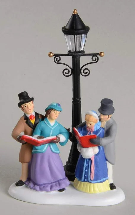 Dickens Village “Caroling By Lamplight”