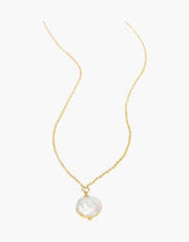 Load image into Gallery viewer, Spartina 449 Oh Shell Necklace - Over 40/Coin Pearl
